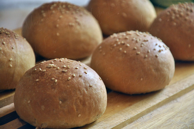 Burger Buns morbidi con Licoli