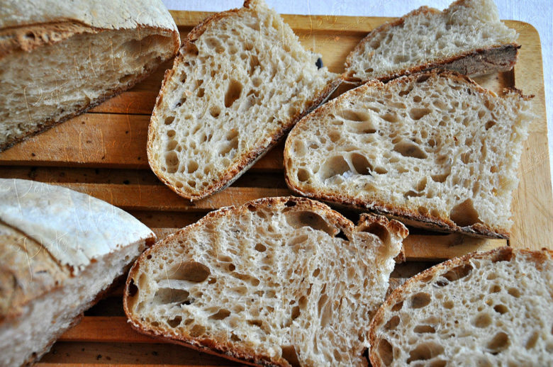 Pane pomeridiano con riposo in frigo