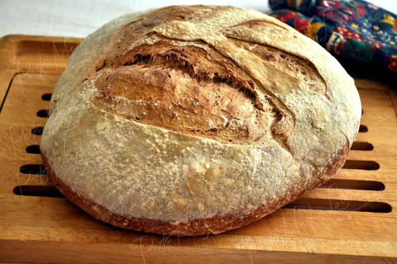 Pane pomeridiano con riposo in frigo