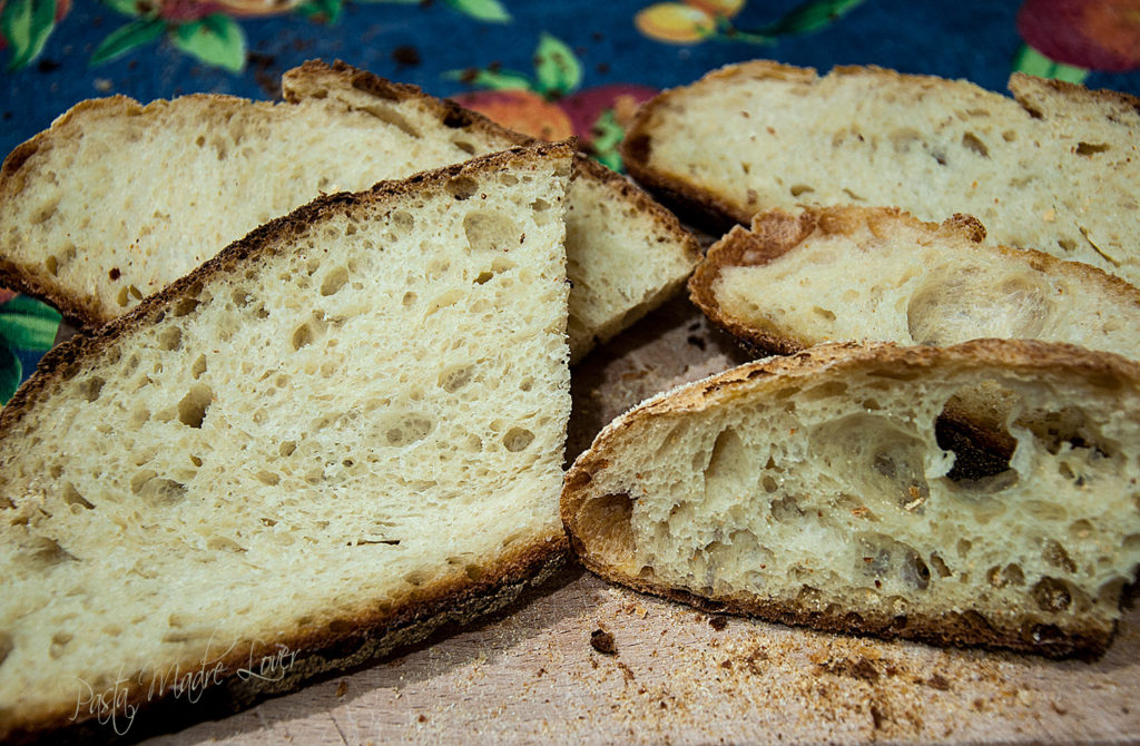 Pane casareccio con semola rimacinata di Altamura