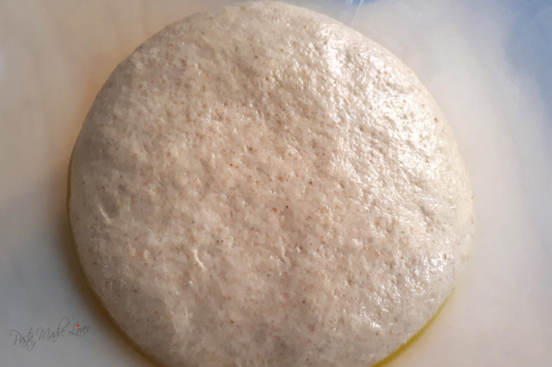 Frisella o fresella, caratteristico pane biscottato tradizionale