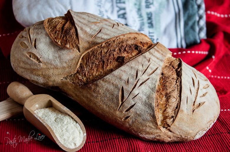 Pane senza impasto tutta semola rimacinata, no knead bread