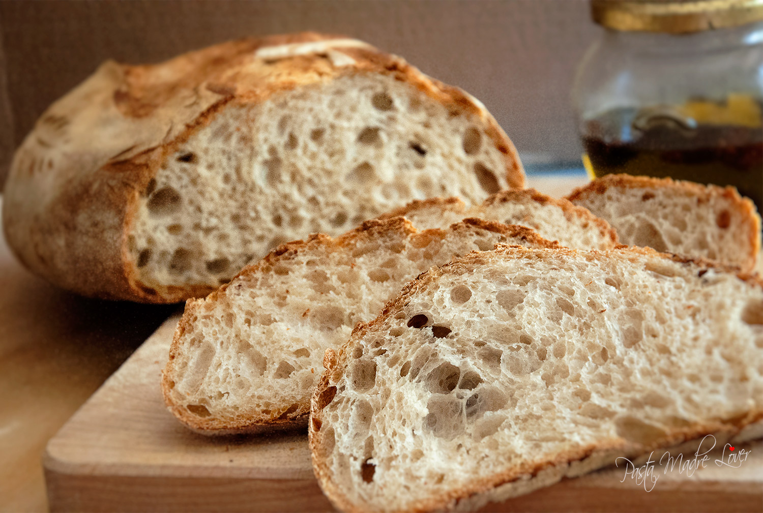 Pane di grano tenero "Abbondanza" con pasta di riporto