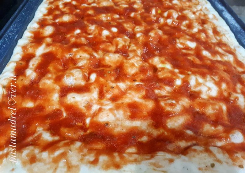 La rossa, pizza in teglia tradizionale con pasta madre acida